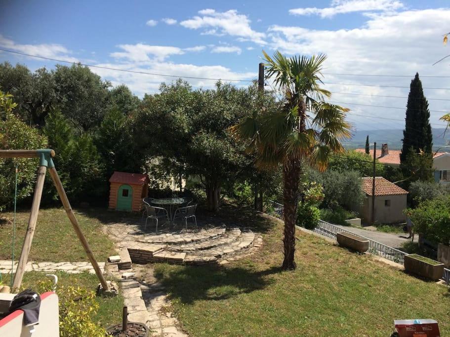 Appartement Sur La Colline Avec Acces Piscine Volx Екстериор снимка