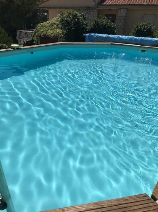 Appartement Sur La Colline Avec Acces Piscine Volx Екстериор снимка