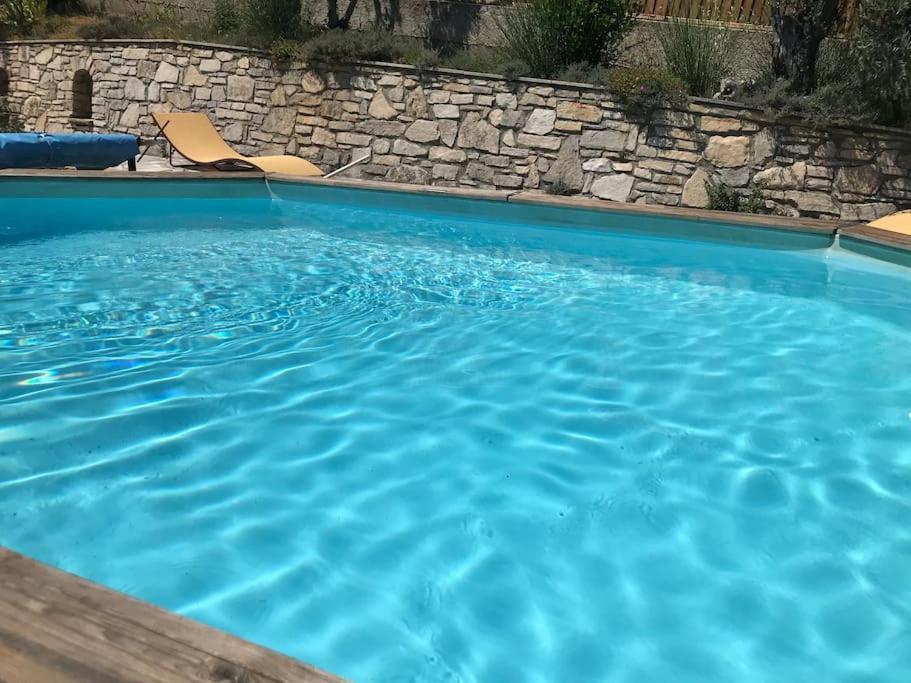 Appartement Sur La Colline Avec Acces Piscine Volx Екстериор снимка