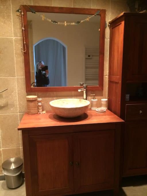 Appartement Sur La Colline Avec Acces Piscine Volx Екстериор снимка